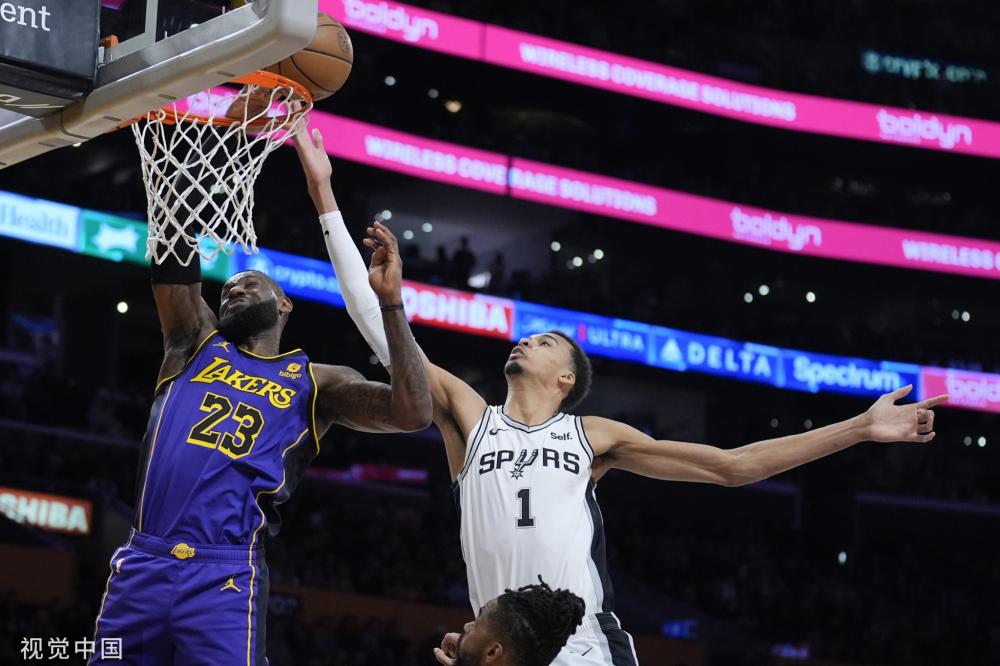 随着比赛进 随着比赛进